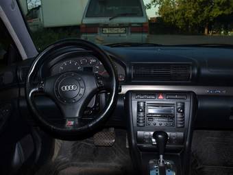 2000 Audi A4 Photos