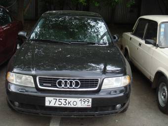 2000 Audi A4 Images