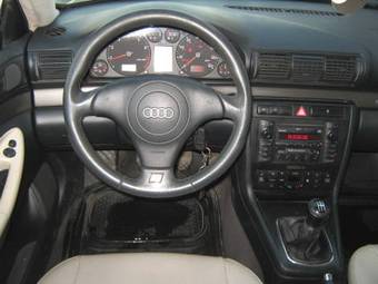 2001 Audi A4 Photos