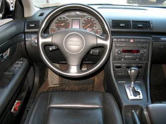 2003 Audi A4 Photos