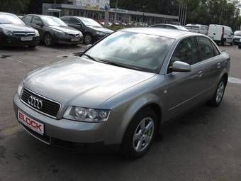 2003 Audi A4 Photos