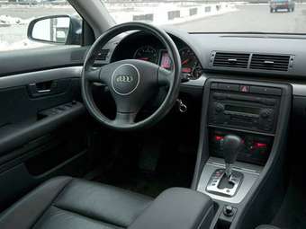 2004 Audi A4 Photos