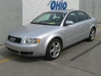 2004 Audi A4 Images
