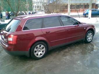 2004 Audi A4 Images