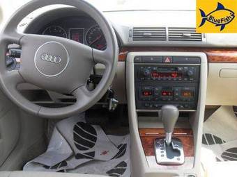 2004 Audi A4 Images