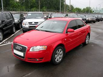 2004 Audi A4 Photos