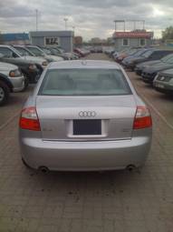 2004 Audi A4 Photos