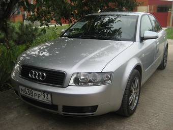 2004 Audi A4 Images