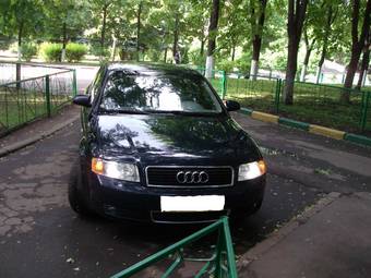 2004 Audi A4 Photos
