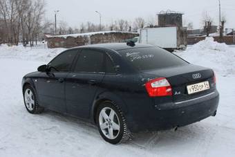 2004 Audi A4 Photos