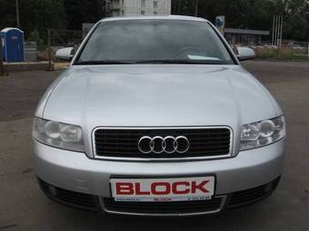 2004 Audi A4 Photos