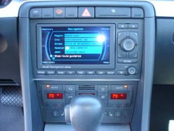 2005 Audi A4 Images