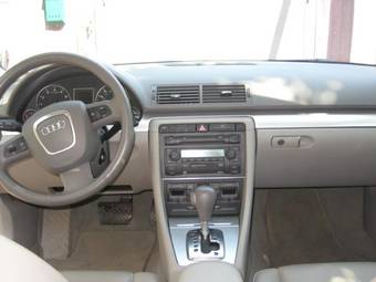 2005 Audi A4 Photos