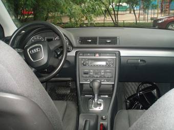 2005 Audi A4 Photos