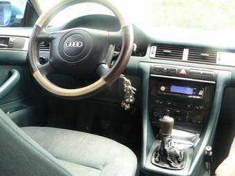 1998 Audi A6 Pictures