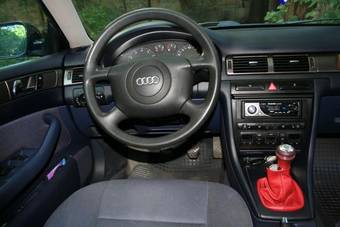 1998 Audi A6 Photos