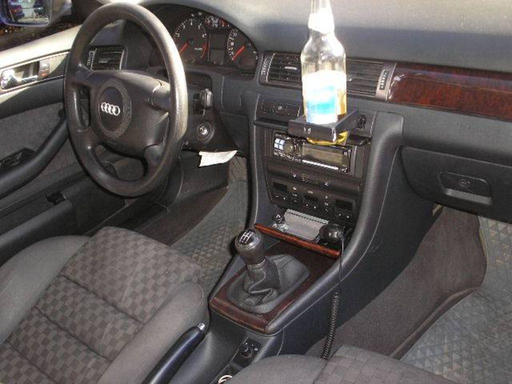 2000 Audi A6