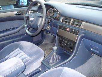 2000 Audi A6 Photos