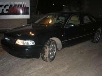 1998 Audi A8 Images