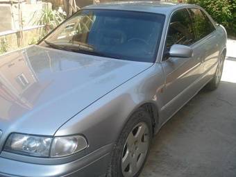 1998 Audi A8 Photos