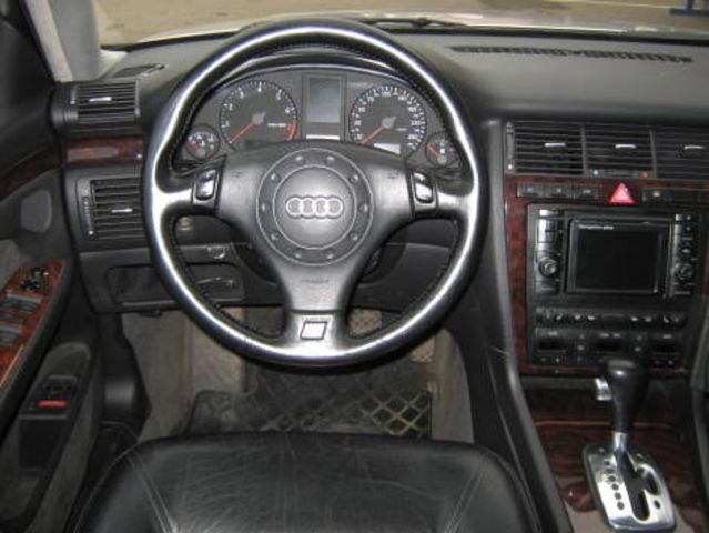 1999 Audi A8