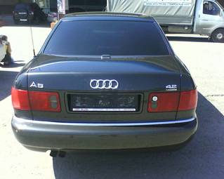 1999 Audi A8 Photos