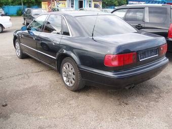 1999 Audi A8 Pictures