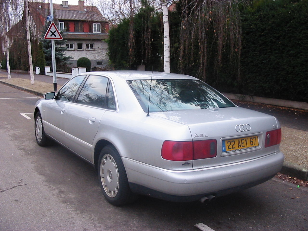 2000 Audi A8