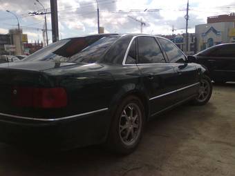 2000 Audi A8 Photos