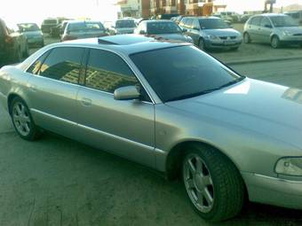 2000 Audi A8 Photos