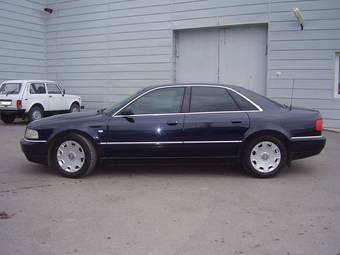 2000 Audi A8 Photos