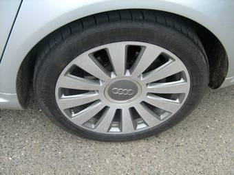 2003 Audi A8 Photos
