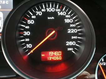 2004 Audi A8 Images