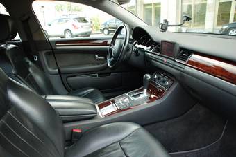 2004 Audi A8 Photos