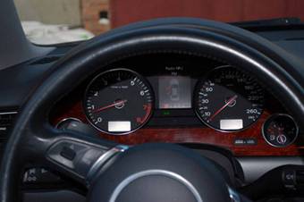 2004 Audi A8 Pictures