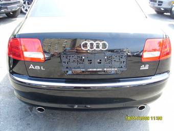 2004 Audi A8 Photos