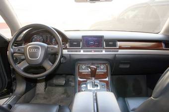 2004 Audi A8 Images