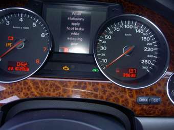 2005 Audi A8 Pictures