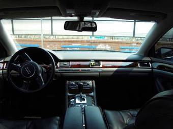 2005 Audi A8 Images