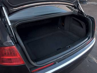 2006 Audi A8 Images