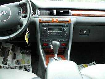 2004 Audi Allroad Photos
