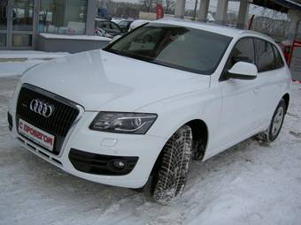 2010 Audi Q5 Photos