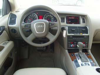 2008 Audi Q7 Pictures