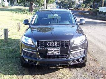 2009 Audi Q7 Images