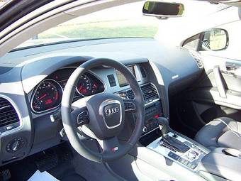 2009 Audi Q7 Pictures