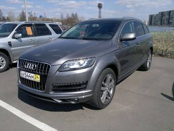 2010 Audi Q7 Photos