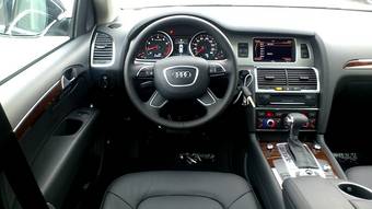 2011 Audi Q7 Photos