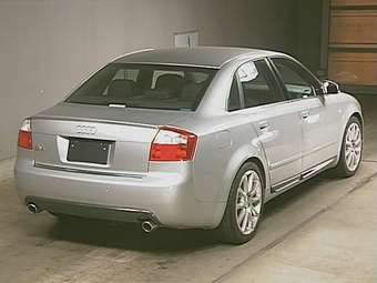 2004 Audi S4 Pictures