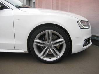 2008 Audi S5 Pictures