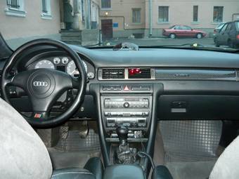 2000 Audi S6 Pictures